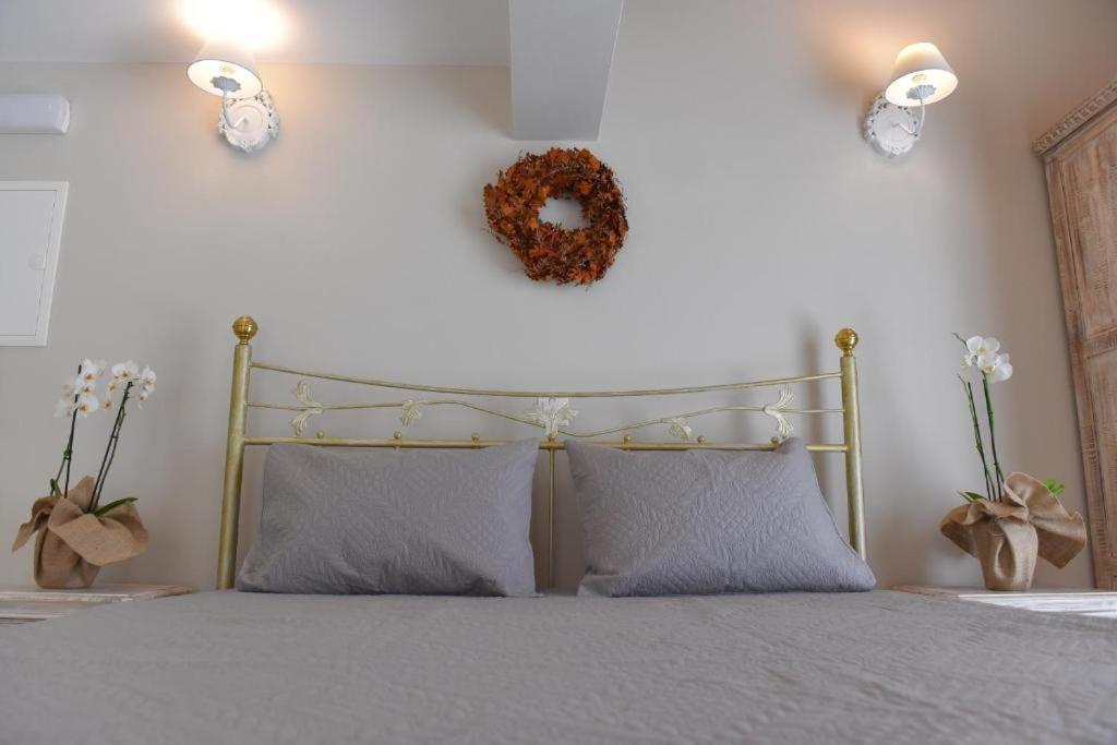 Oisyra Boutique Suites Ermoupoli Exteriör bild